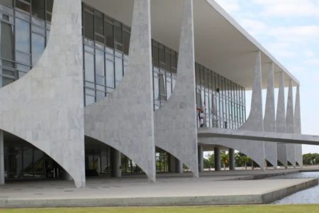 Fotografia colorida mostrando Palácio do Planalto desoneração - Metrópoles