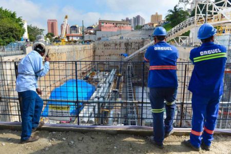 foto colorida do início da Operação do Tatuzão Cora Coralina na Linha 2 - Verde do Metrô - Metrópoles