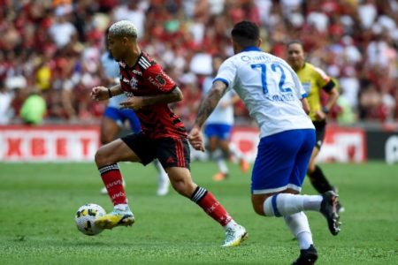 Jogo entre Avaí e Flamengo em 2022