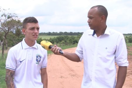 Captura de tela colorida de genro que traiu esposa dando entrevista - Metrópoles