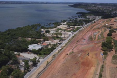 Imagem colorida da região que pode desmoronar em Maceió - metrópoles
