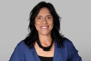 Foto de mulher sorrindo - Metrópoles