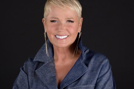 Foto colorida de Xuxa Meneghel Lula - Metrópoles