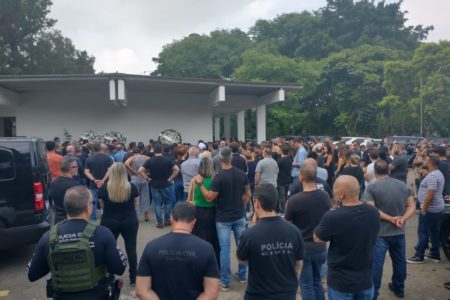 foto colorida do velório da policial civil Milene Bagalho Estevam na Vila Alpina - Metrópoles