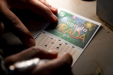 Imagem ilustrativa loteria Mega da Virada 2023 - metrópoles