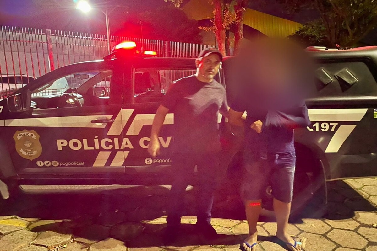 Homem é preso por agredir, roubar e deixar mãe de 71 anos sem comer