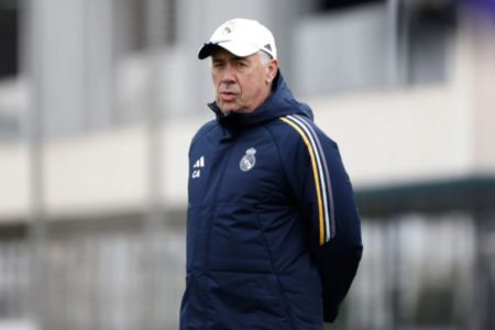 Imagem colorida de Carlo Ancelotti, treinador do Real Madrid que foi especulado na Seleção Brasileira- Metrópoles