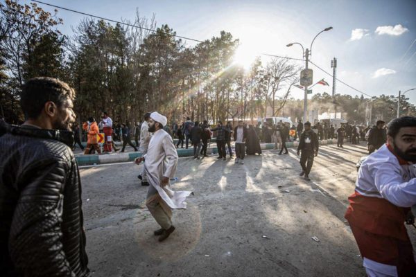 Atentado no Irã durante homenagem a Soleimani