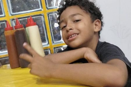 Menino de 6 anos desaparece na Praia da Barra