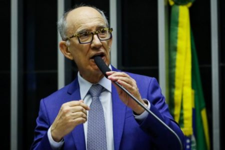 imagem colorida rui falcão - metrópoles