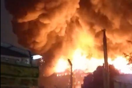 Incêndio em galpão