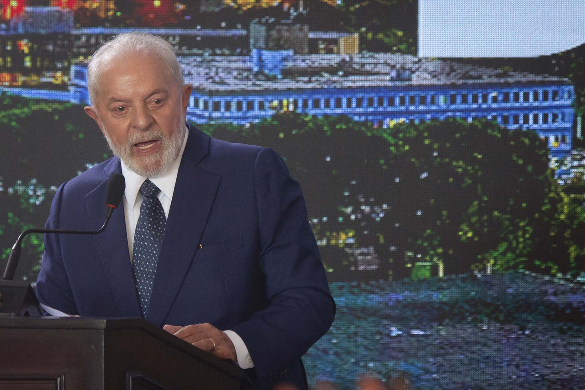 presidente Lula durante o ato em alusão ao marco de um ano após os ataques golpistas bolsoanristas de 8 de janeiro de 2023 1