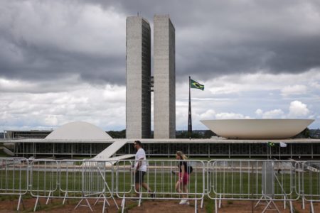Grades que protegem o Congresso Nacional podem ser retiradas - Metrópoles