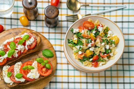 recipientes com alimentos