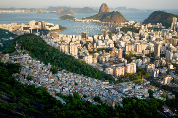 Comunidade de Santa Marta (Favela) Rio de janneiro - IBGE volta a usar o termo favela no Censo após demanda de moradores