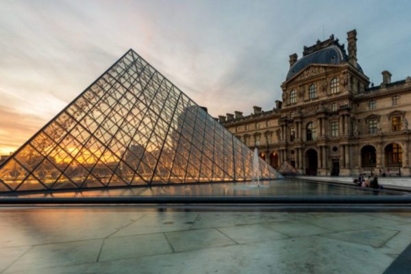 Museu do Louvre em Paris