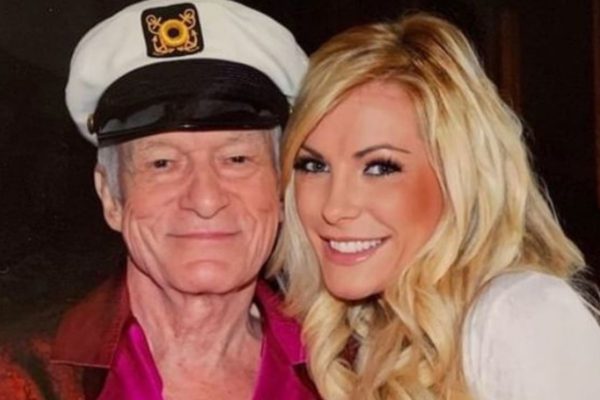 Crystal Hefner e Hugh Hefner, dono da Playboy