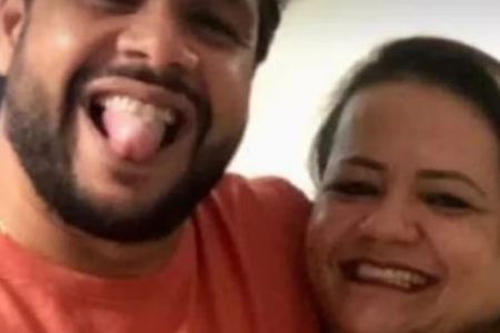 Marcilio Silveira e a irmã dele, Valeria, aparecem em foto