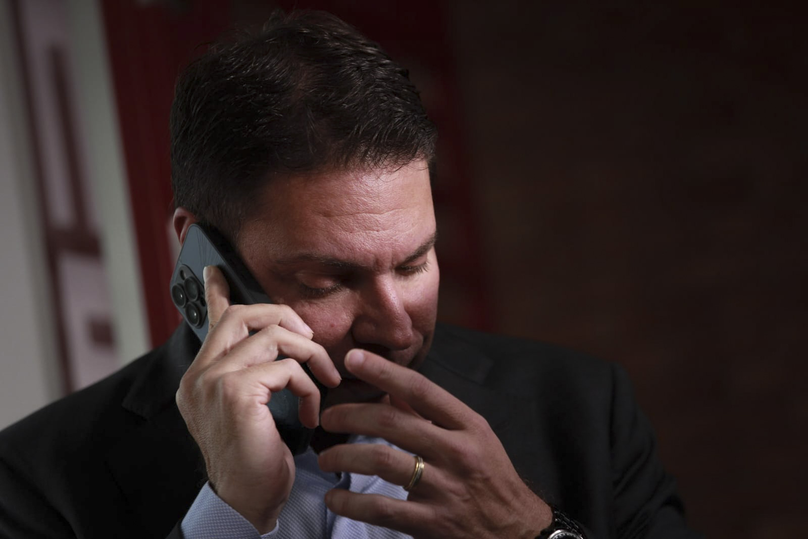 Imagem colorida da entrevista com o deputado federal do PL e ex-diretor-geral da Abin Alexandre Ramagem no estúdio do Portal Metrópoles