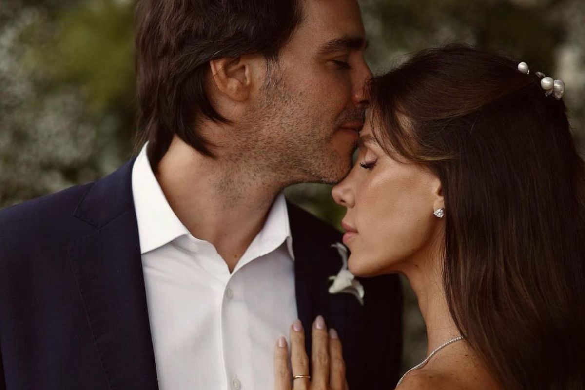 Foto colorida dos detalhes do casamento de Nati Vozza - Metrópoles