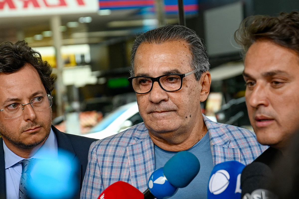 líderes evangélicos Silas malafaia - Redes fazem Malafaia recuar de usar dízimo ao pagar trio de Bolsonaro