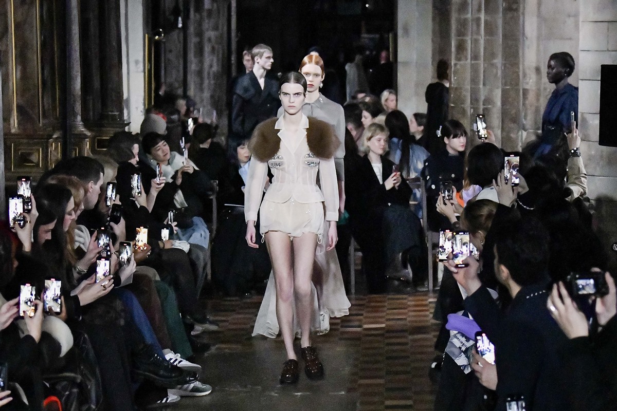 Simone Rocha londres fashion week desfile - metrópoles
