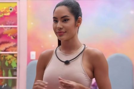 Isabelle é clicada na casa do BBB24 - Metrópoles