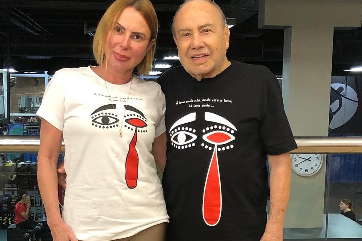 Mari Saade e Stenio Garcia posam juntos - Metrópoles