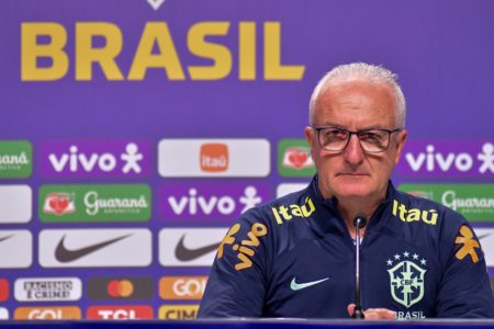 Imagem colorida de Dorival Júnior - Metrópoles