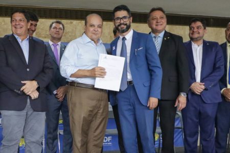 Templos religiosos programa Igreja Legal