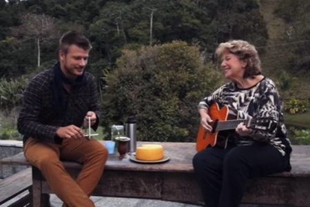 Print colorido de vídeo de Rodrigo Hilbert com a sogra, Tequinha - Metrópoles