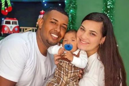 Imagem de Filipe Rodrigues, Raissa Santos e o filho deles, Miguel Felipe dos Santos Rodrigues que foram mortos em Niteroi