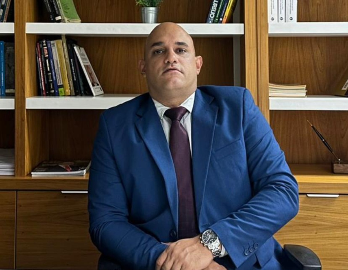 Advogado Cleydson Lopes foi impedido por juiz de gravar audiência com o celular