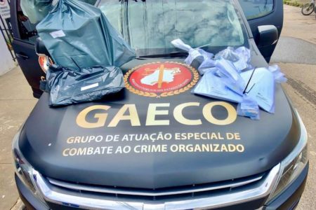 Imagem colorida viatura do GAECO, que investigou grupo ligado ao PCC - Metrópoles