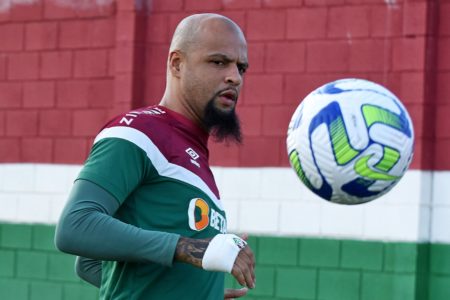 Imagem colorida de Felipe Melo