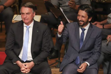Jair Bolsonaro e Ricardo Nunes no Theatro Municipal, em SP - Metrópoles