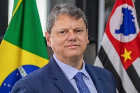 foto colorida do governador de SP, Tarcísio de Freitas - Metrópoles