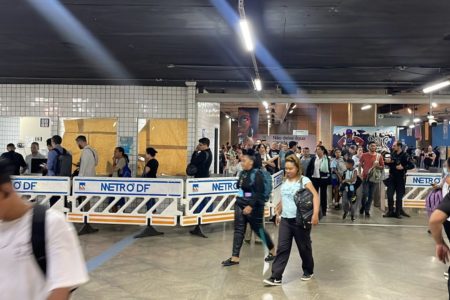 Metrô interrompe circulação de trens no DF por falta de energia