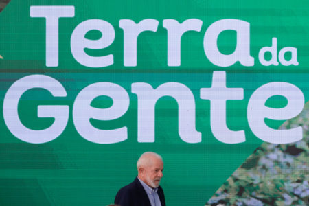 Presidente da República, Luiz Inácio Lula da Silva, chega na cerimônia de apresentação do Programa Terra da Gente para a Reforma Agrária