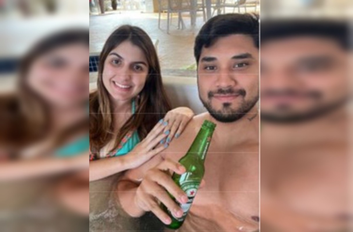 casal sorrindo