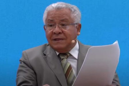 imagem colorida pastor diz que crianças são culpadas por abusos
