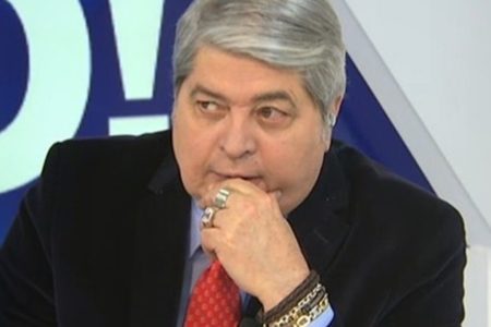 Datena é clicado durante uma das apresentações na Band - Metrópoles