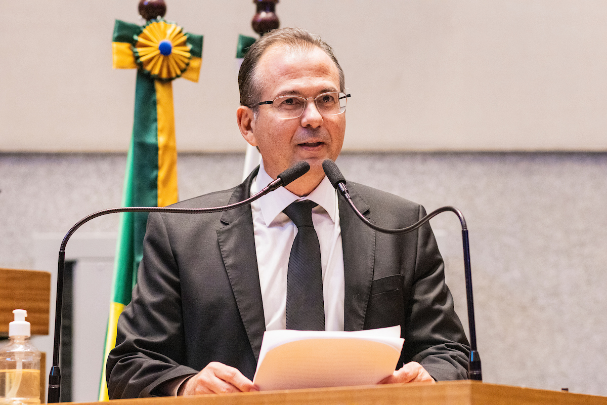 Outorga de Título de Cidadão Honorário para o desembargador Renato Guanabara Leal - Metrópoles