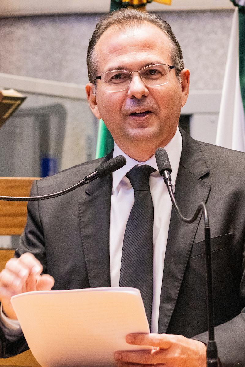 Outorga de Título de Cidadão Honorário para o desembargador Renato Guanabara Leal - Metrópoles