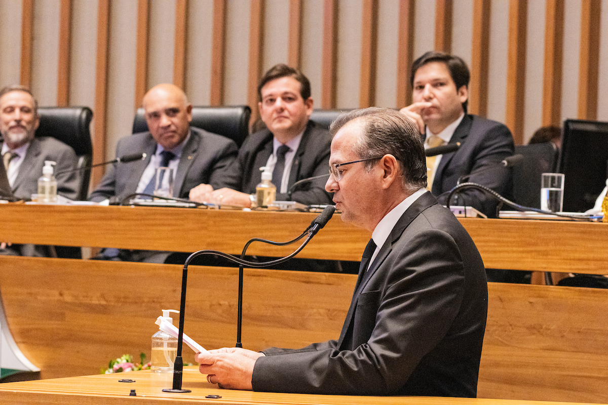 Outorga de Título de Cidadão Honorário para o desembargador Renato Guanabara Leal - Metrópoles