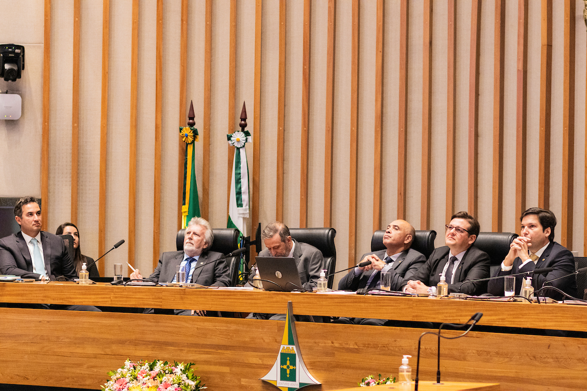 Outorga de Título de Cidadão Honorário para o desembargador Renato Guanabara Leal - Metrópoles