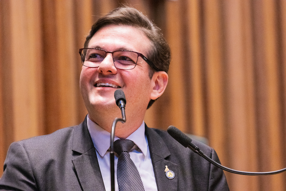 Outorga de Título de Cidadão Honorário para o desembargador Renato Guanabara Leal - Metrópoles