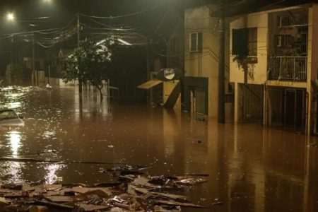 Em Estrela, nível do Rio Taquari volta a subir depois das chuvas no fim de semana - Metrópoles
