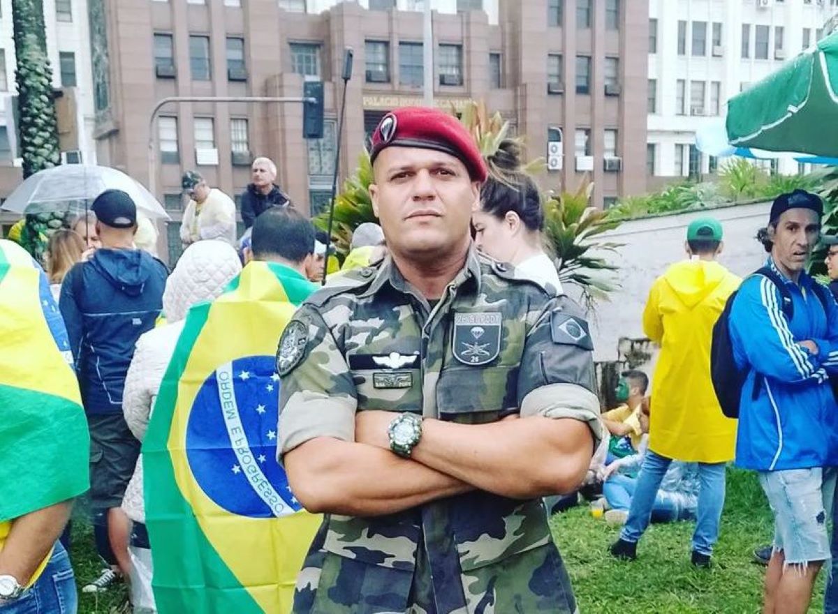 Ramagem assessor boina vermelha