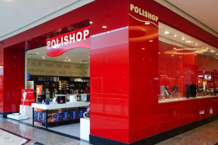 Imagem colorida de loja da rede Polishop em shopping center - Metrópoles